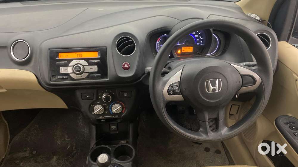 Honda Brio S Mt, 2015, Petrol