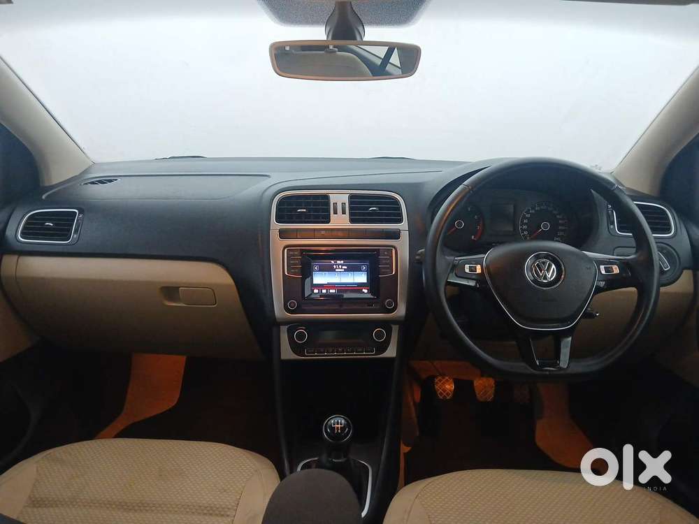 Volkswagen Ameo 1.2 Mpi Highline 16 Alloy, 2016, Petrol