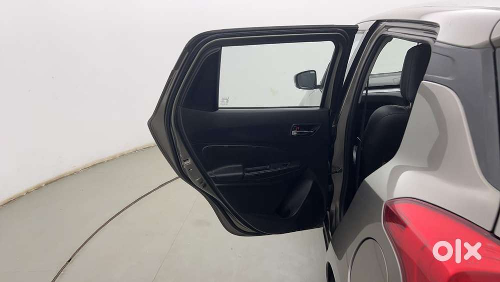 Maruti Suzuki Swift Vvt Vxi, 2022, Petrol