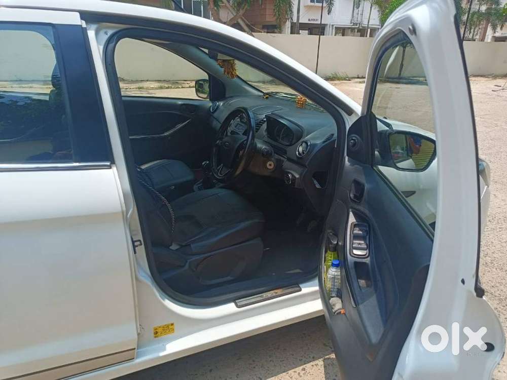 Ford Figo Petrol 2018