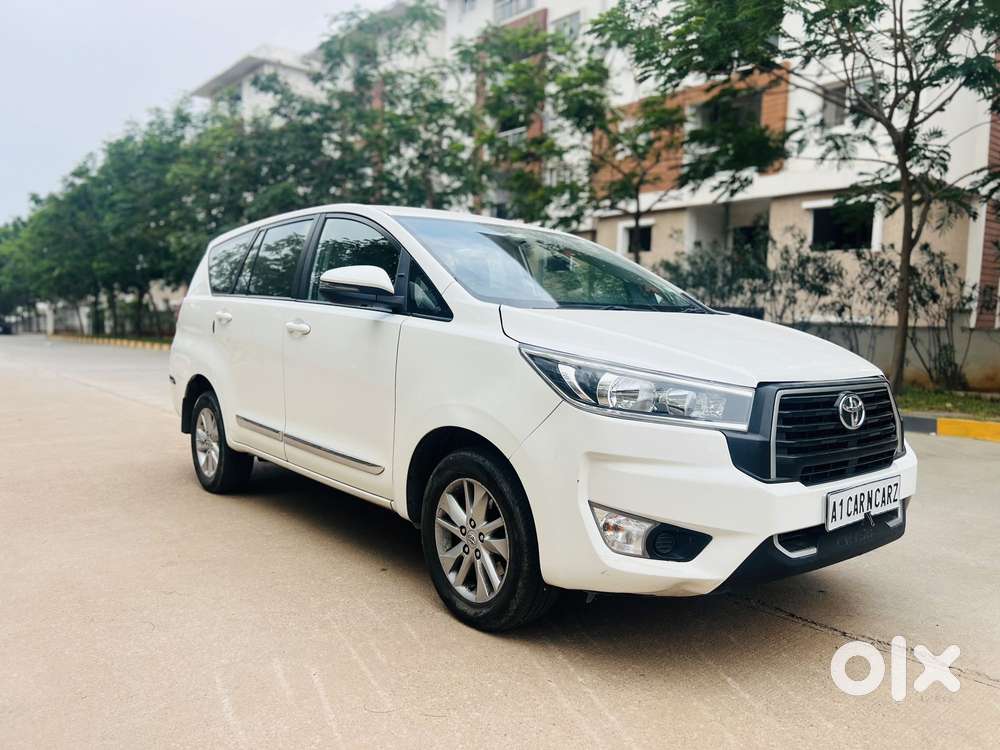 Toyota Innova Crysta 2.4 Gx Mt, 2023, Diesel