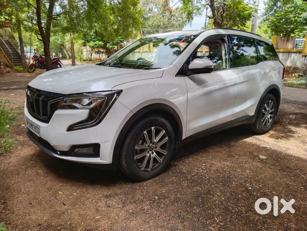Mahindra Xuv700 2022 Petrol 10000 Km Driven