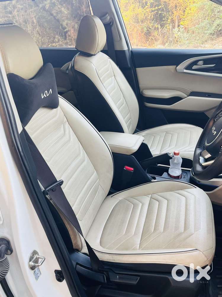 Kia Carens, 2022, Petrol