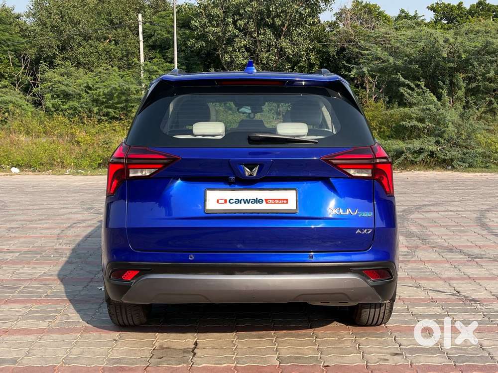 Mahindra Xuv700 2.0 Ax 7 Petrol Mt Str, 2022, Petrol