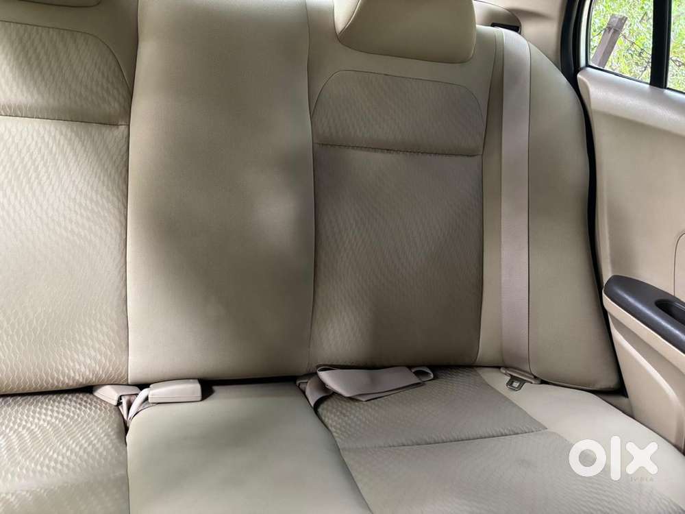 Honda Amaze Petrol (40k Km)