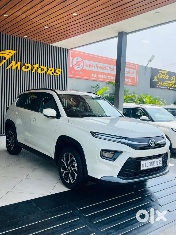 Toyota Urban Cruiser Hyryder 1.5 V Neo Drive, 2025, Petrol