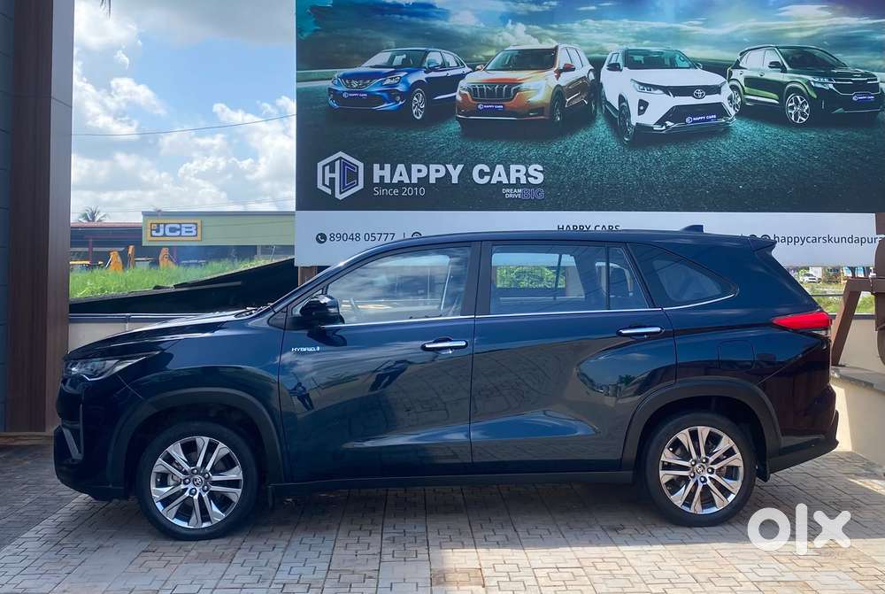 Toyota Innova Hycross 2.0 ZX Hybrid 7 STR, 2023, Petrol