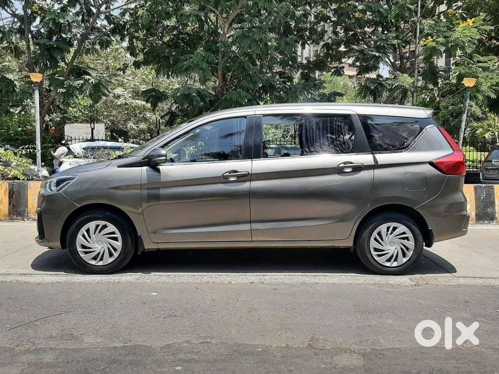 Maruti Suzuki Ertiga 2022-2023 Vxi Cng, 2022
