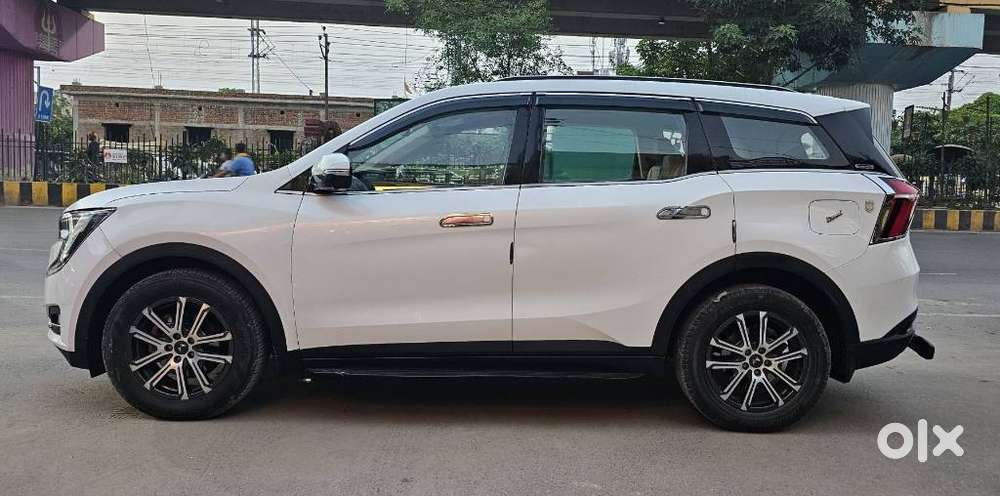 Mahindra Xuv700 2.2 Ax 7 Diesel Mt Luxury Pack Str, 2022, Diesel