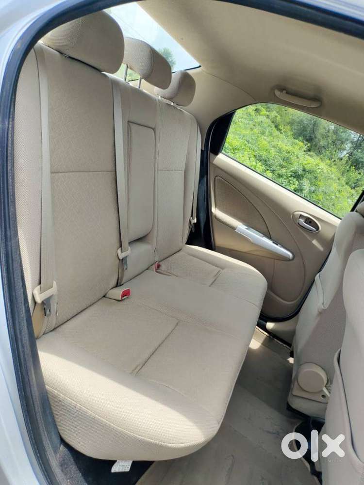 Toyota Etios 1.5 V, 2017, Petrol