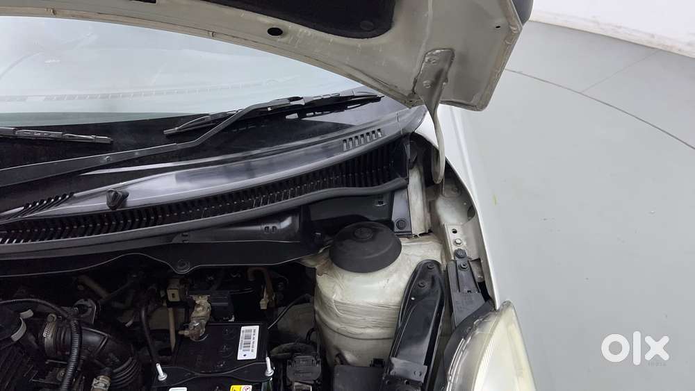 Maruti Suzuki Swift 1.2 Lxi (o), 2017, Petrol