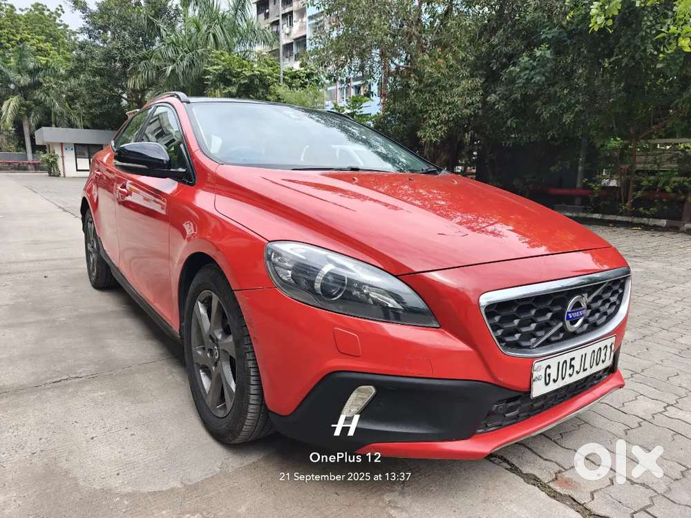 Volvo V40 2015 Diesel Well Maintained
