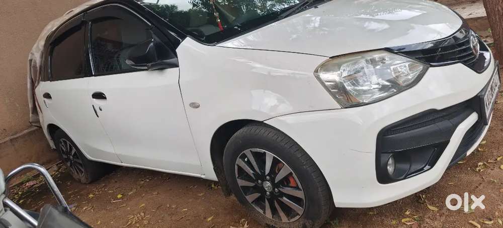 Toyota Etios Liva 2013 Diesel Well Maintained