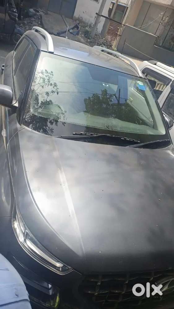 Hyundai Venue 2020 Petrol 60000 Km Driven