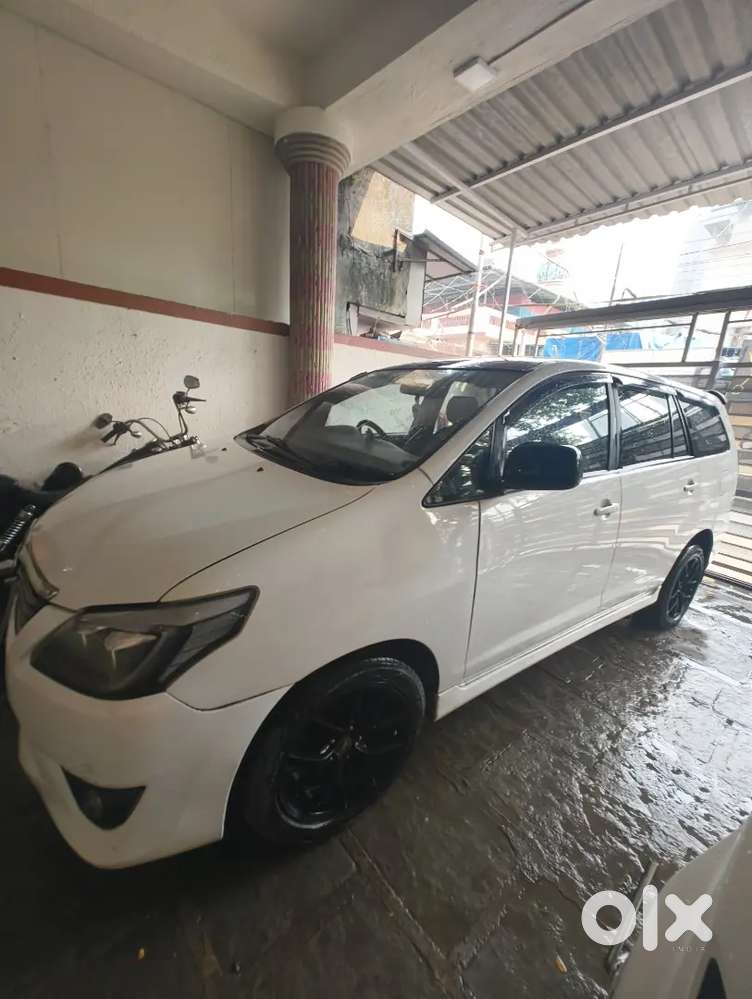 Toyota Innova 2.5 Diesel 2012