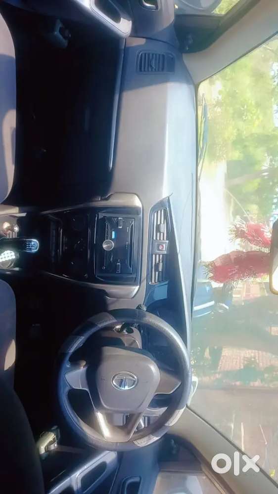 2016 Tata Bolt Revotron Petrol Manual