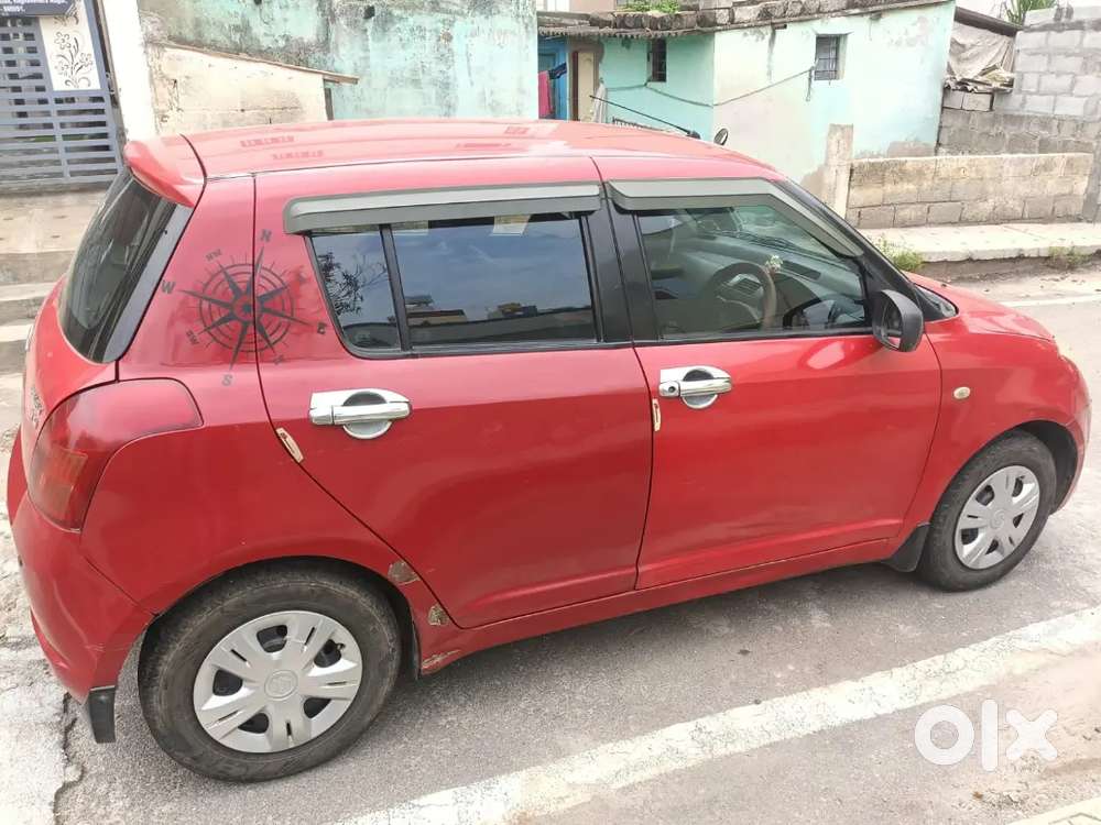 Maruti Suzuki Swift 2006 Petrol 176000 Km Driven