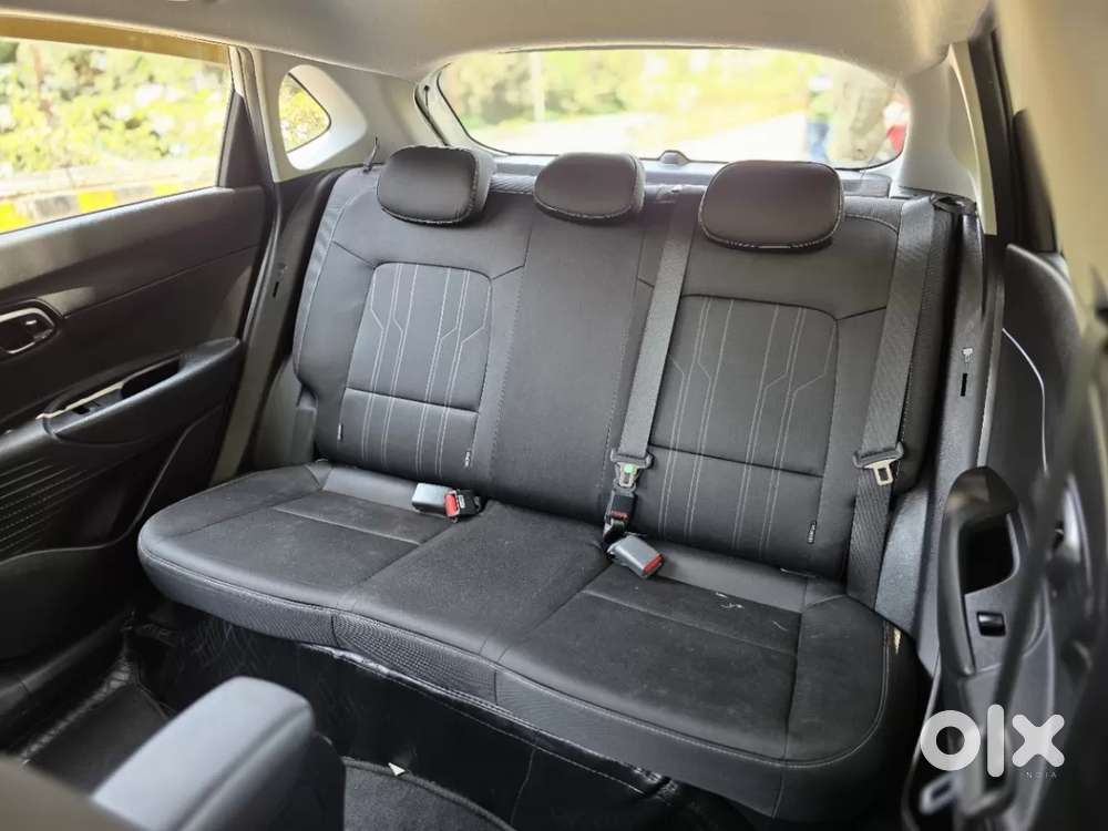 Hyundai I20 Sportz 1.2 Ivt, 2023, Petrol