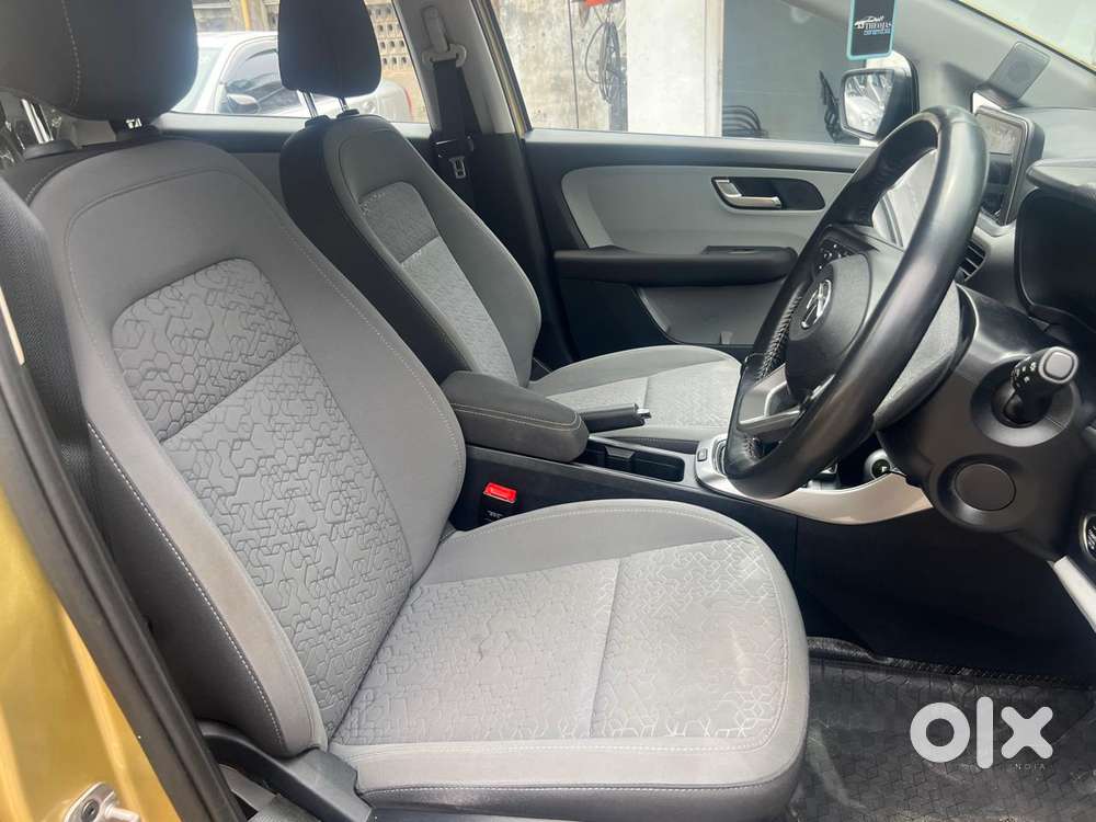 Tata Altroz Xz, 2020, Petrol