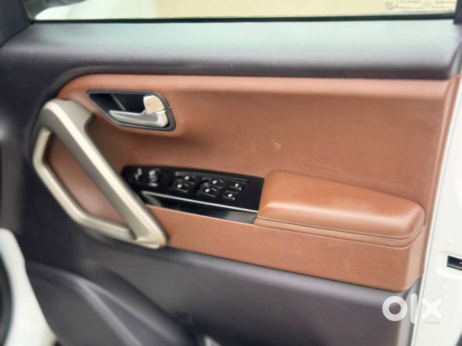 Mahindra Scorpio-n 2.2 Z8 L Diesel At 7 Str, 2023, Diesel