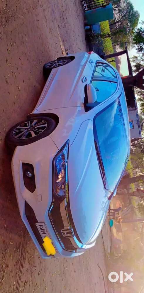 Honda City 2017 Diesel Good Condition, Single Handed Uses Car,