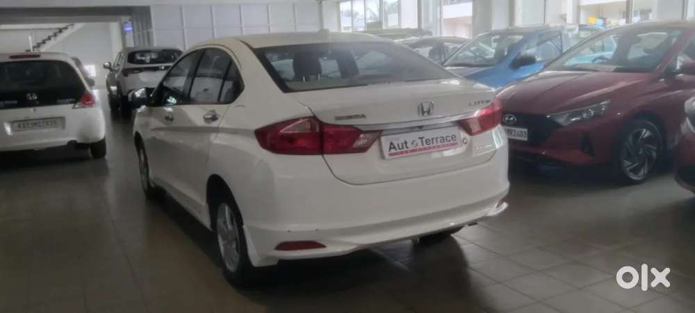 Honda City 1.5 V 4th Gen I-vtec Mt, 2014, Petrol