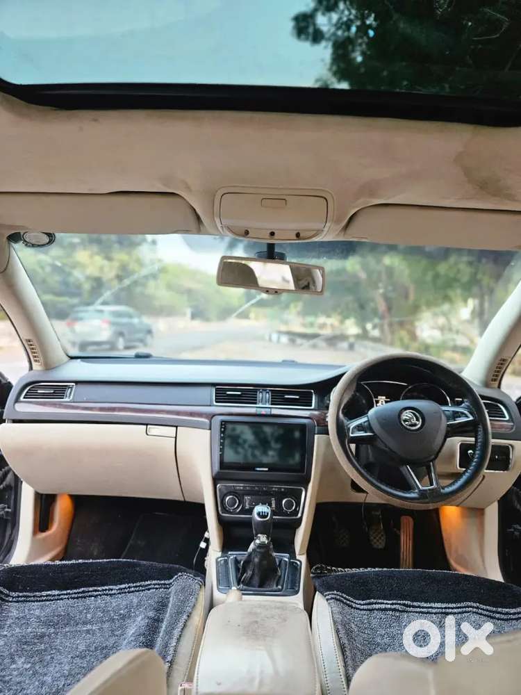 Skoda Superb 2014 Petrol Well Maintained Mh No