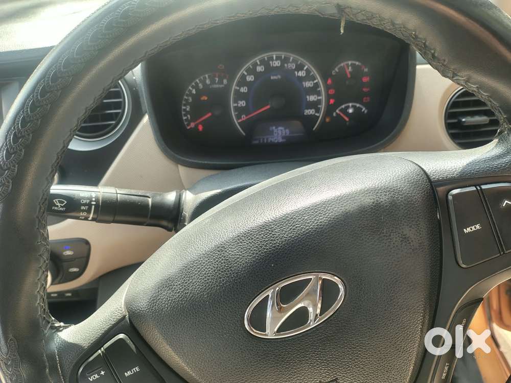Hyundai Grand I10 Sportz, 2017, Petrol