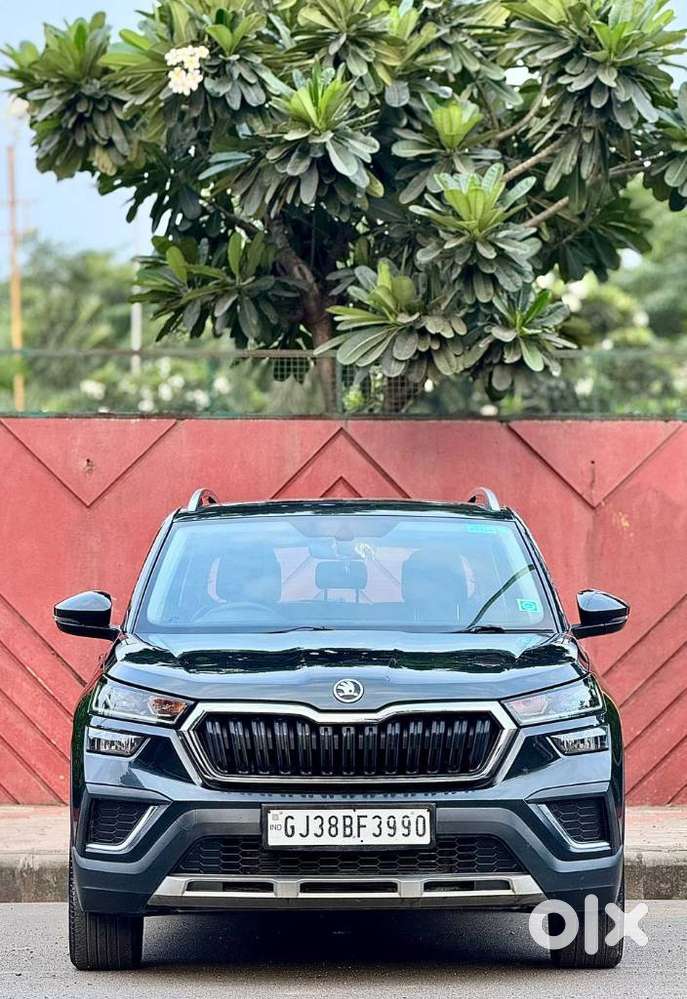 Skoda Kushaq 1.0 Tsi Style, 2023, Petrol