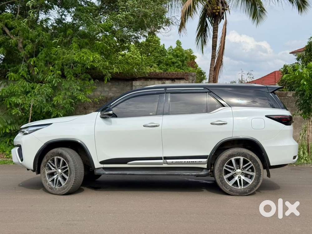 Toyota Fortuner Diesel 2017 4x4 Top Condition 1st Owner