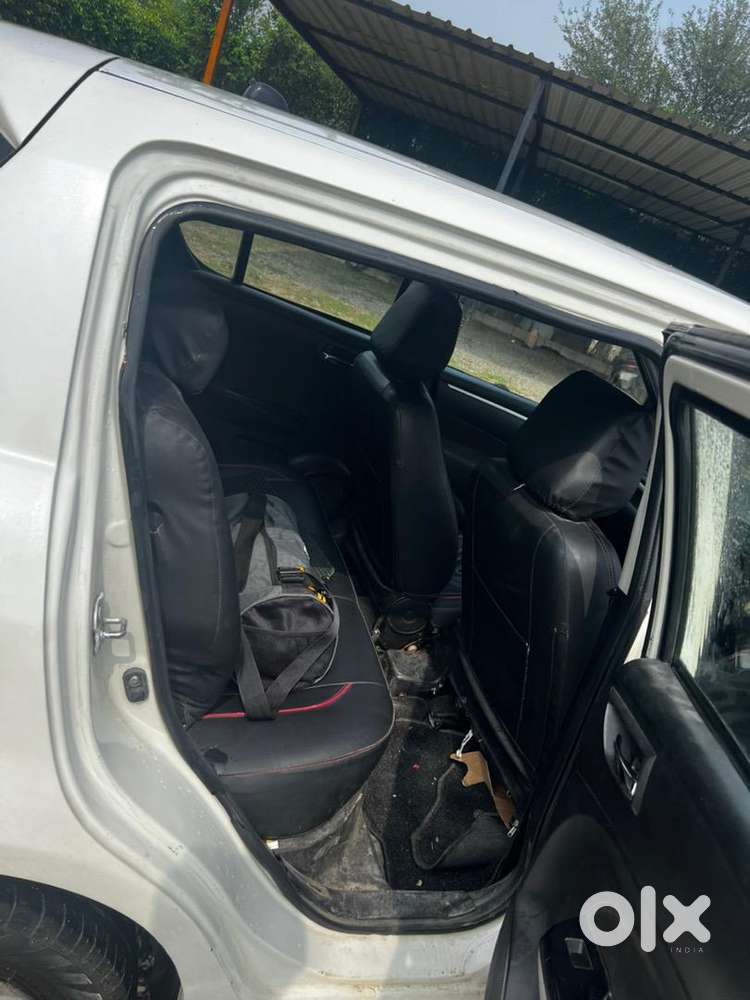 Maruti Suzuki Swift 2012 Cng & Hybrids 131000 Km Driven