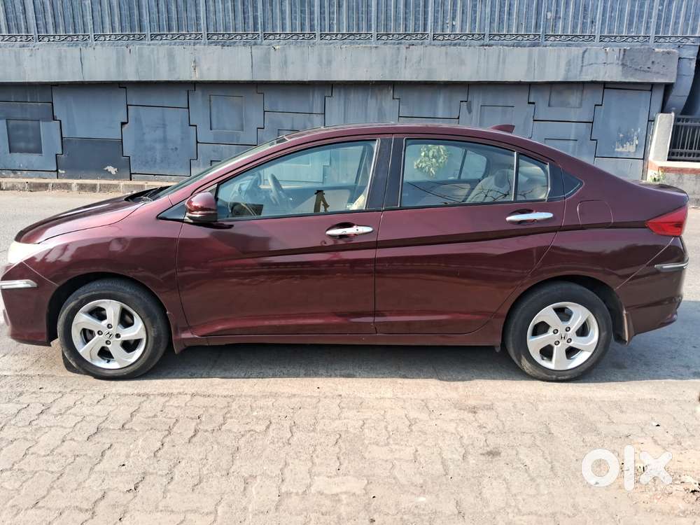 Honda City V At Sunroof, 2015, Petrol