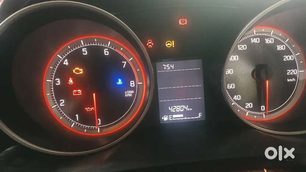 Maruti Swift Vxi 2018 Model, 4 Cylinder