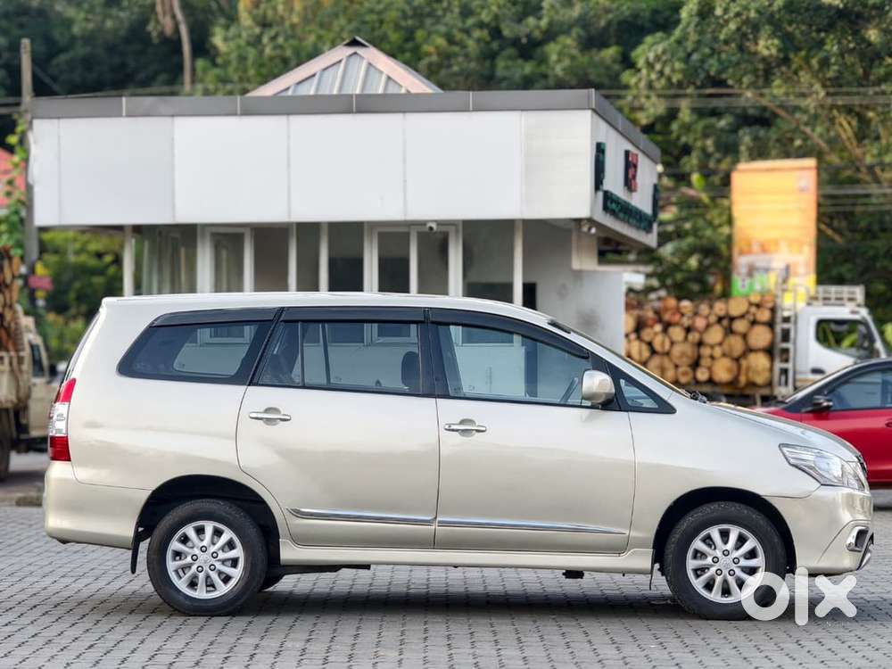 Toyota Innova 2.5 Vx 2014
