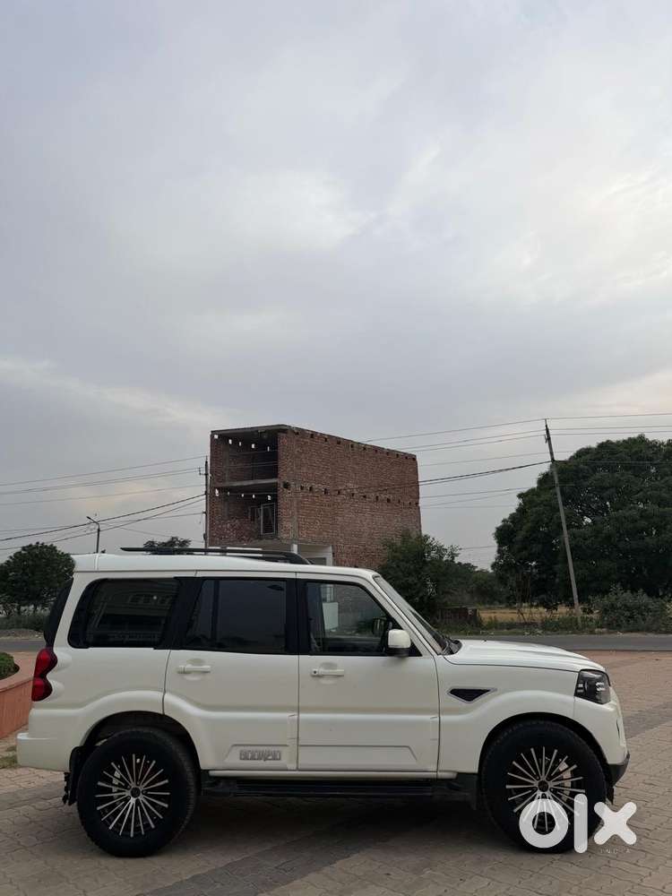 Mahindra Scorpio S11 Mt 7s, 2018, Diesel