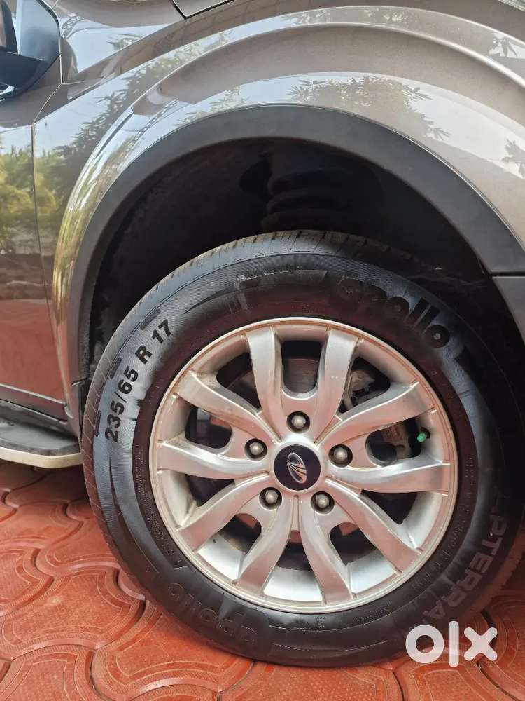 Mahindra Xuv500 2018 Diesel 143100 Km Driven