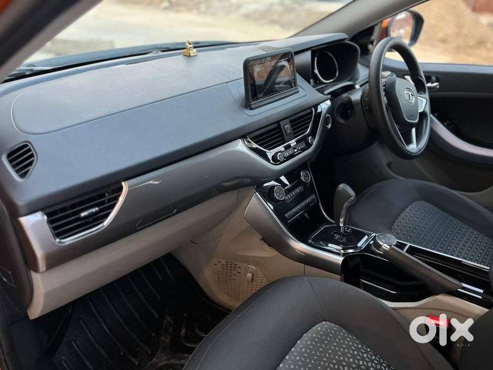 Tata Nexon 1.2 Revotron Xza Plus, 2018, Petrol