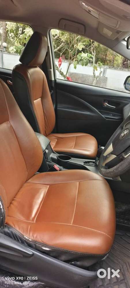 Toyota Innova Crysta 2.8 Gx At, 2016, Diesel