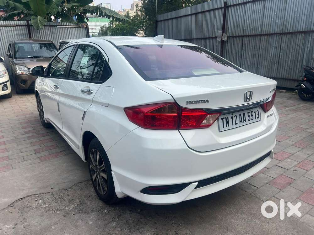 Honda City I-vtec V, 2018, Petrol