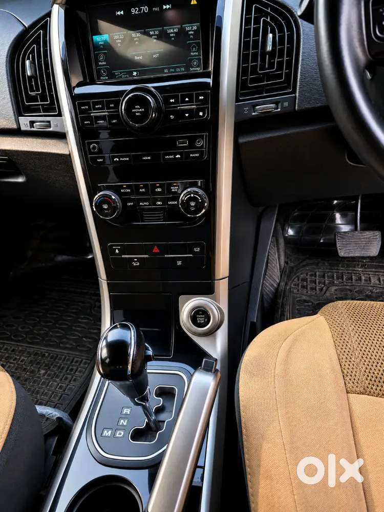 Mahindra Xuv500 W9  2018 Owner-1