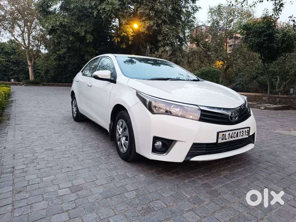 Toyota Corolla Altis J, 2015, Petrol