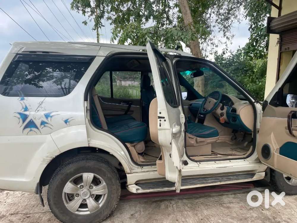 Tata Safari Storme 2014 Diesel 100000 Km Driven