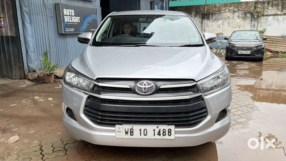 Toyota Innova Crysta 2.4 G Plus Mt 8 Str, 2018, Diesel
