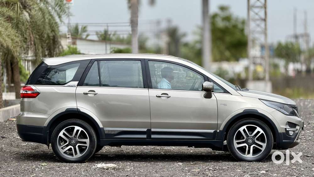 Tata Hexa 2.2 Xt 4x2 7 Str Dual Tone, 2017, Diesel