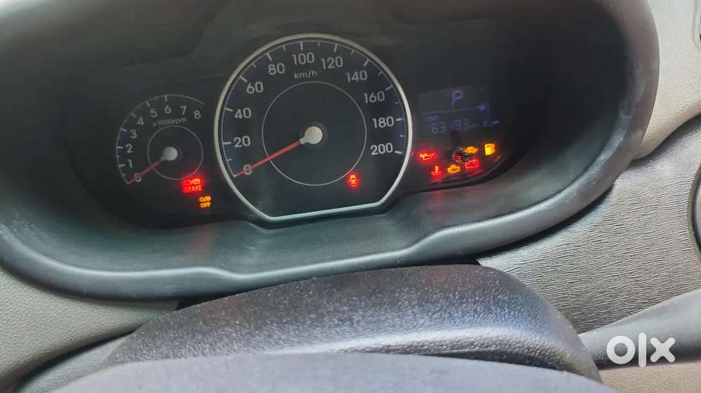 Hyundai I10 Sportz 2011
