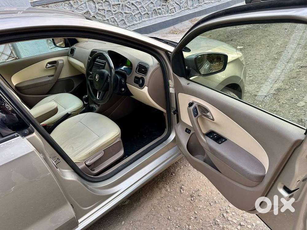 Skoda Rapid Ambition 1.6 Tdi Cr Manual Plus, 2014, Diesel