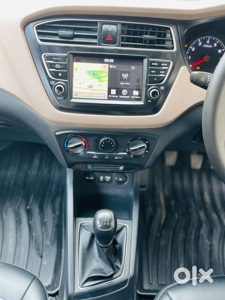 Hyundai I20 Sportz 1.2 Mt, 2020, Petrol