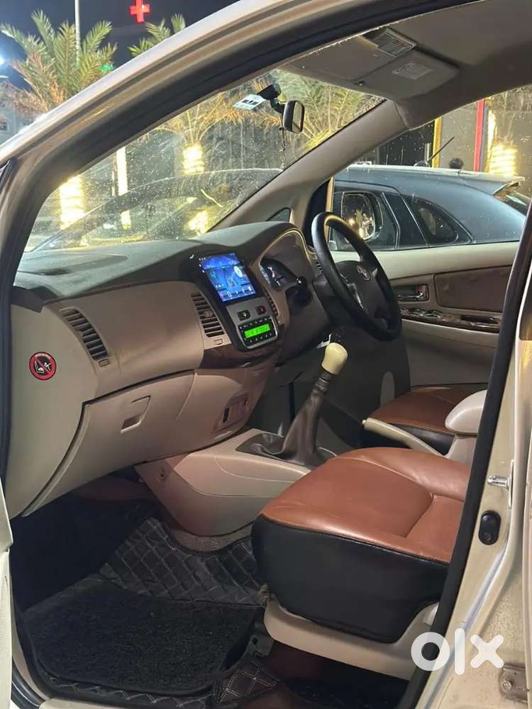 Toyota Innova 2014 Diesel Well Maintained