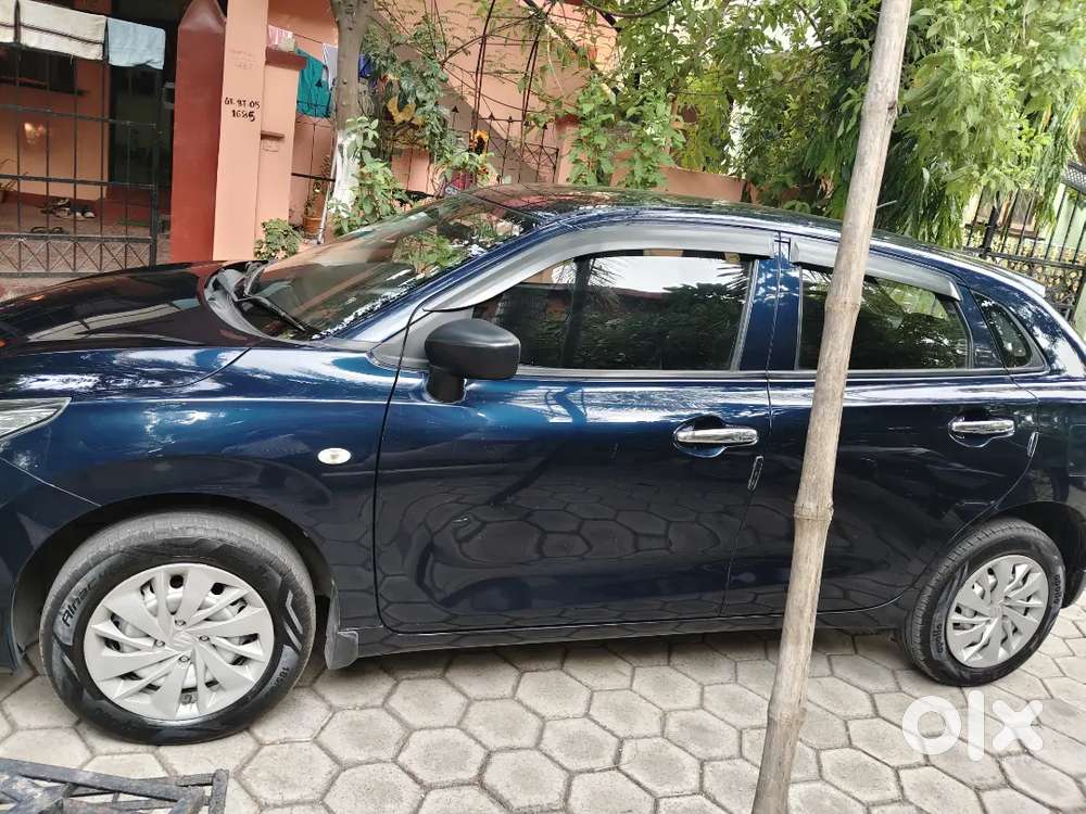 Maruti Suzuki Baleno Blue 2024