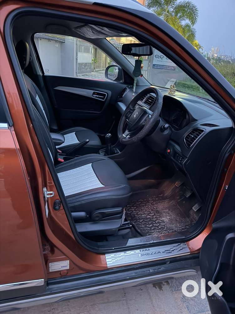 Maruti Suzuki Brezza 1.5 Zxi Plus Smart Hybrid, 2021, Petrol
